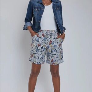 Elastic waist shorts with pockets and drawstring, 7.5” inseam NWT.  2 prints